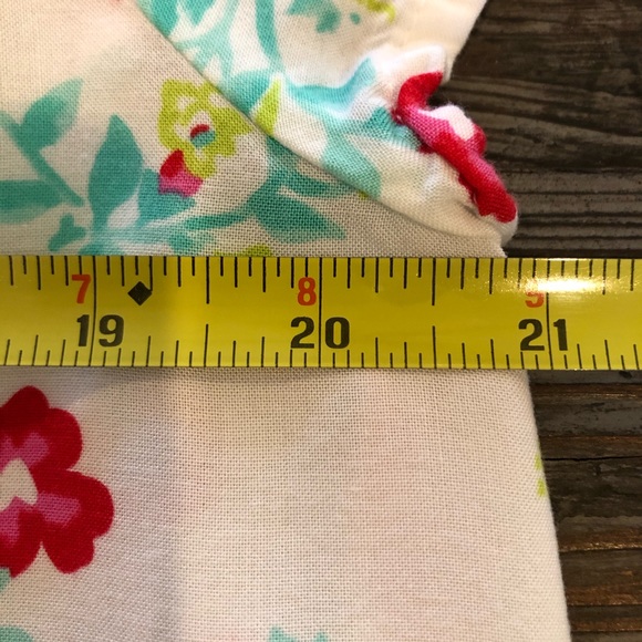 Hollister Notched Neck Top - Picture 5 of 7